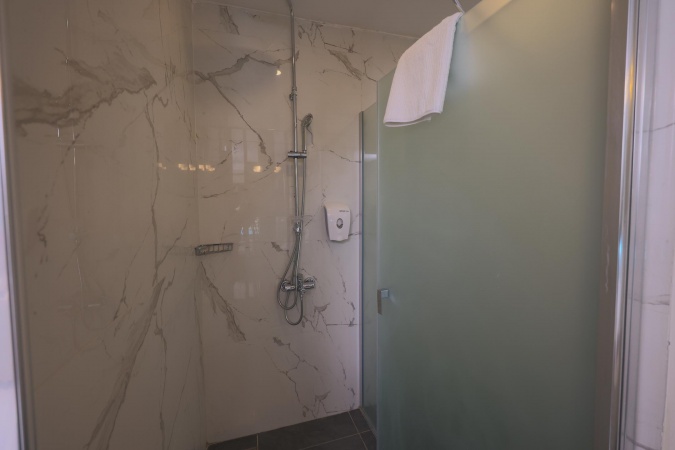 Suite With Private Pool Banyo